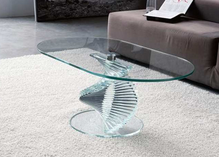 الاثاث الزجاجي