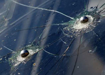 الزجاج المضاد للرصاص